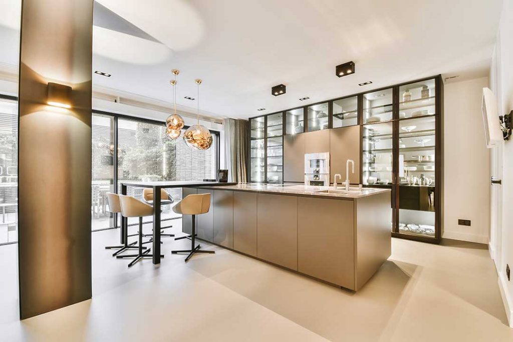 reformas-casas-terrassa-cocina-espaciosa-2