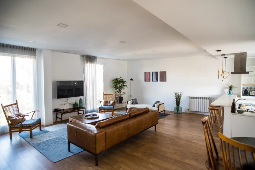 Reforma integral en Ciutat Vella - Foto del Salón y cocina